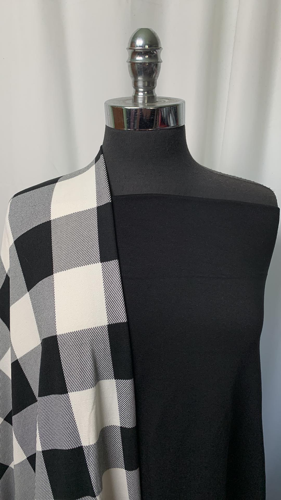 BLACK/IVORY PLAID BUNDLE : 2YD Black/Ivory Plaid Oakley SK & 2YD Black Brushed FT : A1934