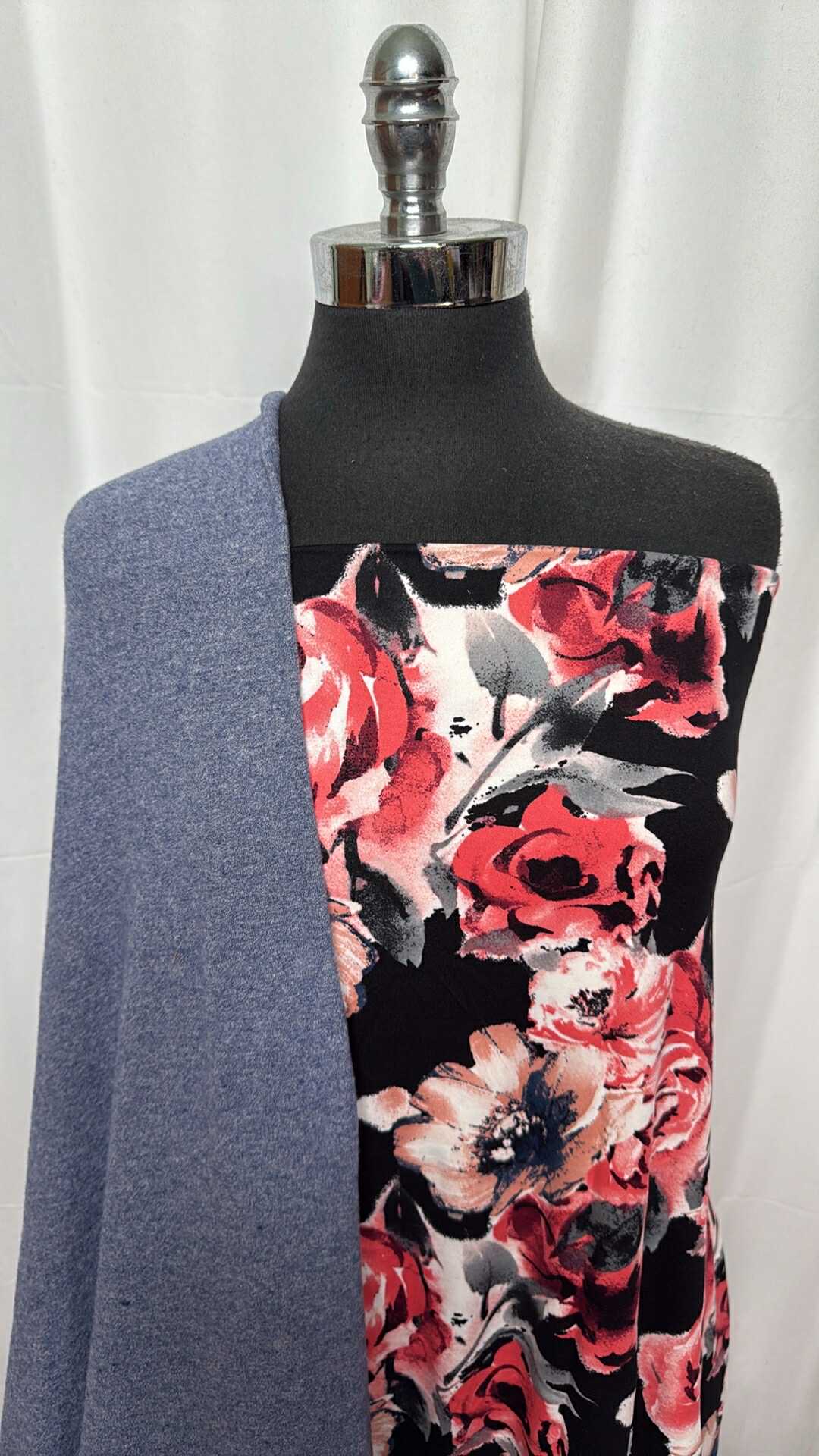 HEATHER NAVY/BLACK FLORAL BUNDLE : 3YD Black Floral DBP & 2YD Heather Navy Brushed Hacci SK : A27476