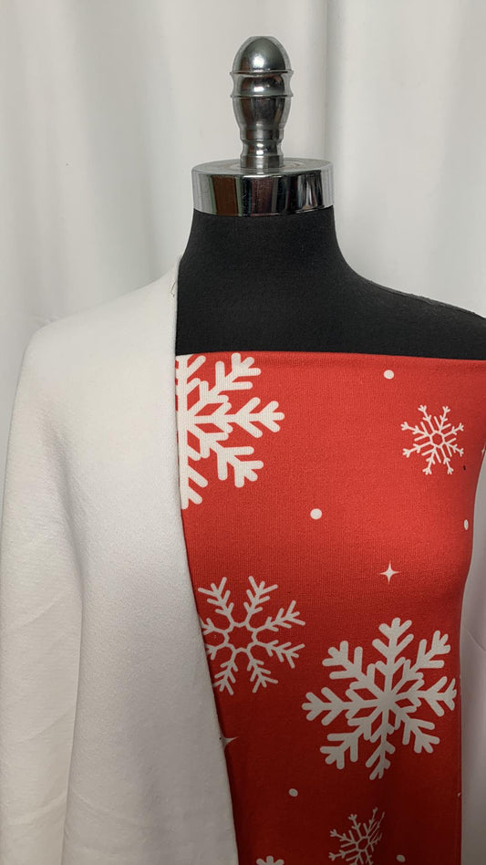 IVORY/RED SNOWFLAKES BUNDLE : 1YD Red Snowflake Oakley SK & 1YD Ivory Sweatshirt Fleece : A2114