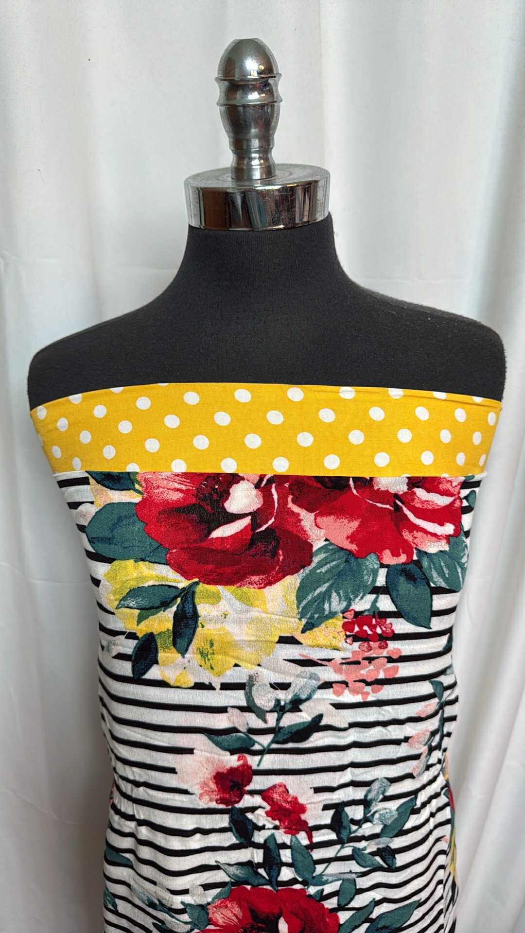 DOTS/FLORAL STRIPE BUNDLE : 2YD Floral/Stripe Rayon Woven & 2YD Dots Rayon Challis : A27947