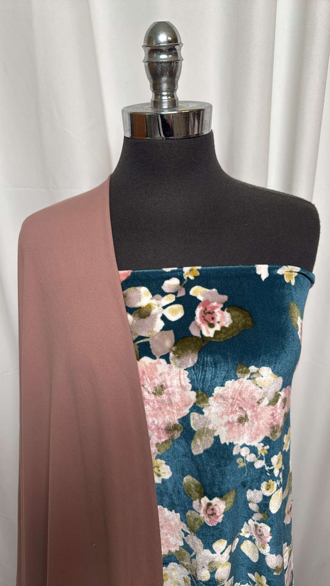 FLORAL VELVET BUNDLE : 2YD Floral Stretch Velvet & 2YD Solid Brushed Yoga PF : A26293