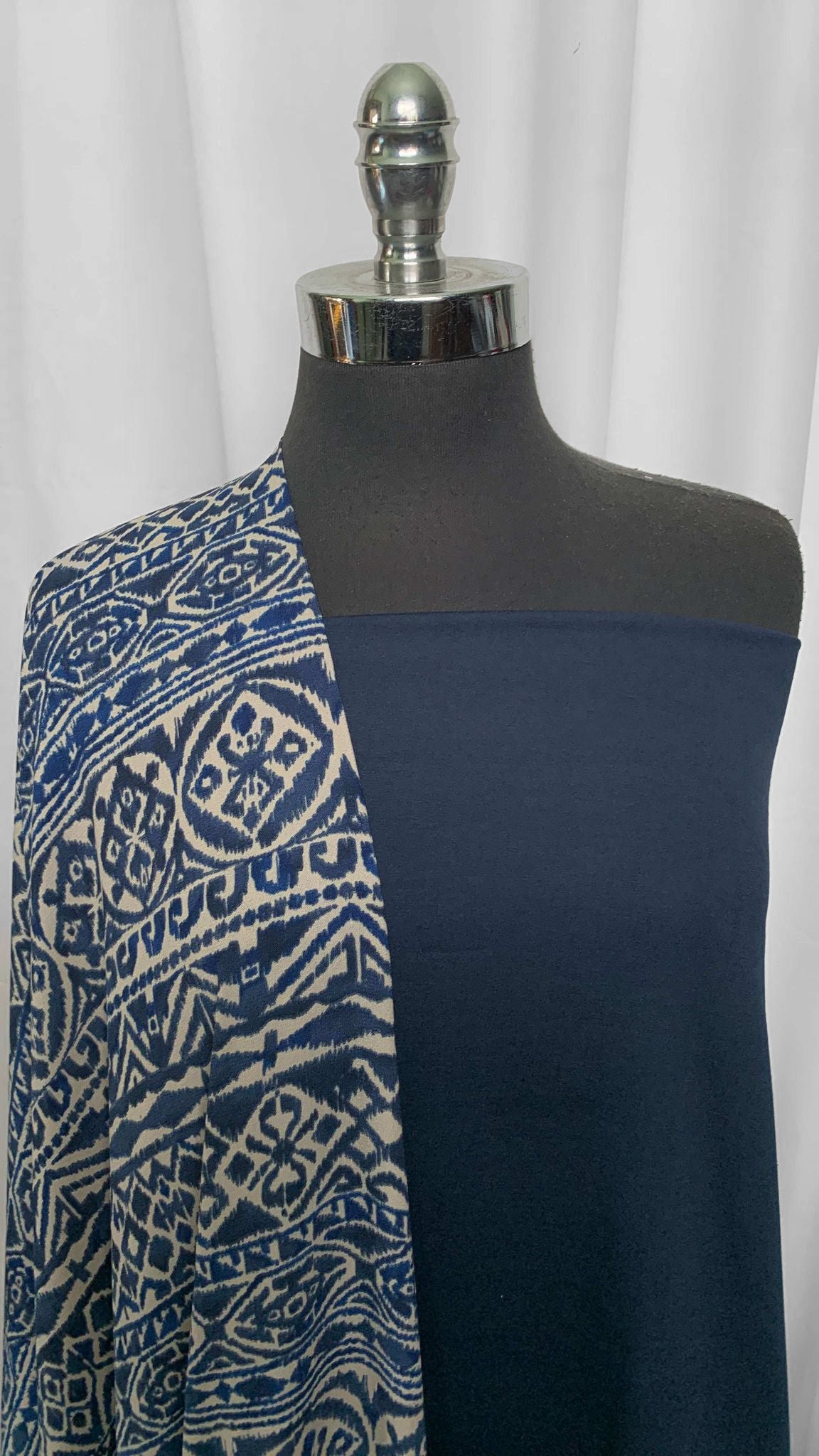 NAVY/GEO BUNDLE : 2YD Navy Geo Poly Woven & 1YD Navy Peached PF : A25608