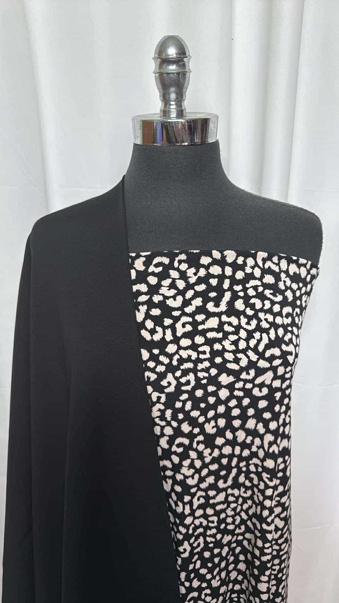 BLACK/IVORY LEOPARD BUNDLE : 1YD Black/Ivory Leopard ITY & 1YD Black Nylon Ponte : A27008
