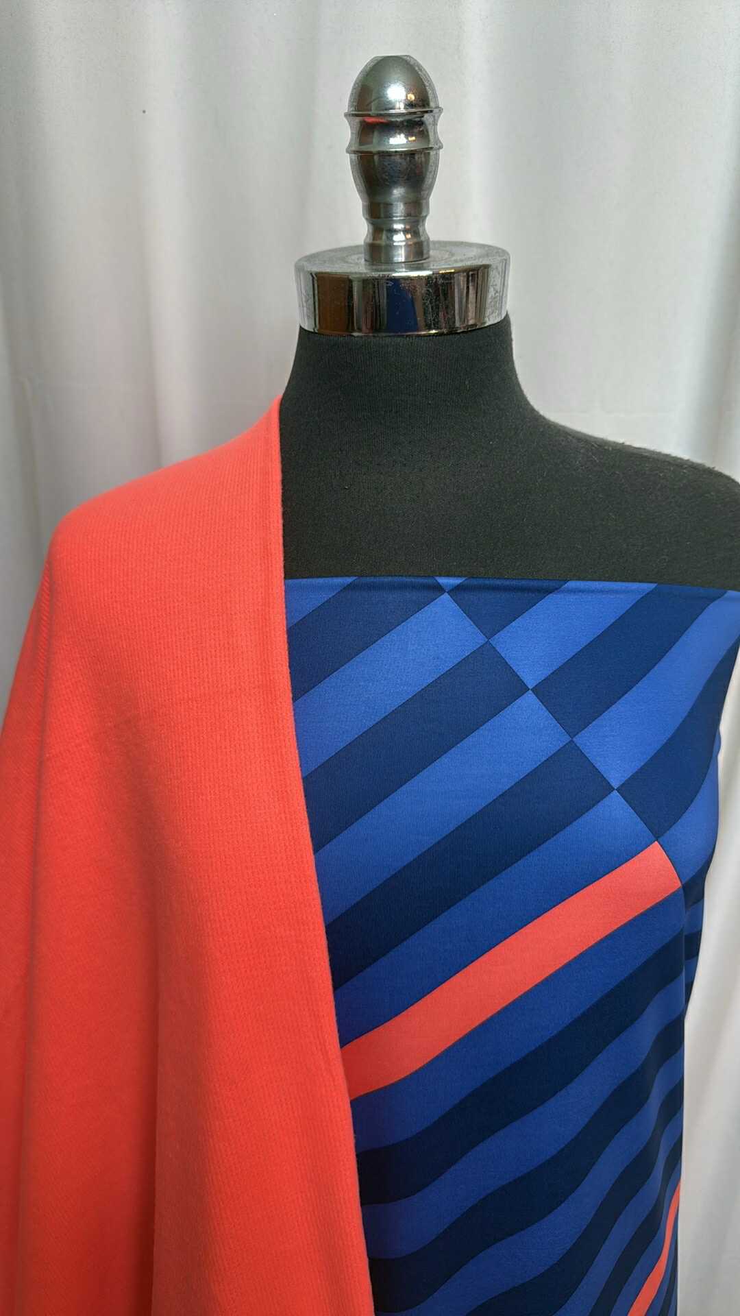 ORANGE/BLUE DIAGONAL BUNDLE : 2YD Neon Brushed Thermal & 1YD Diagonal Stripe Famous Maker Yoga PF : A28103