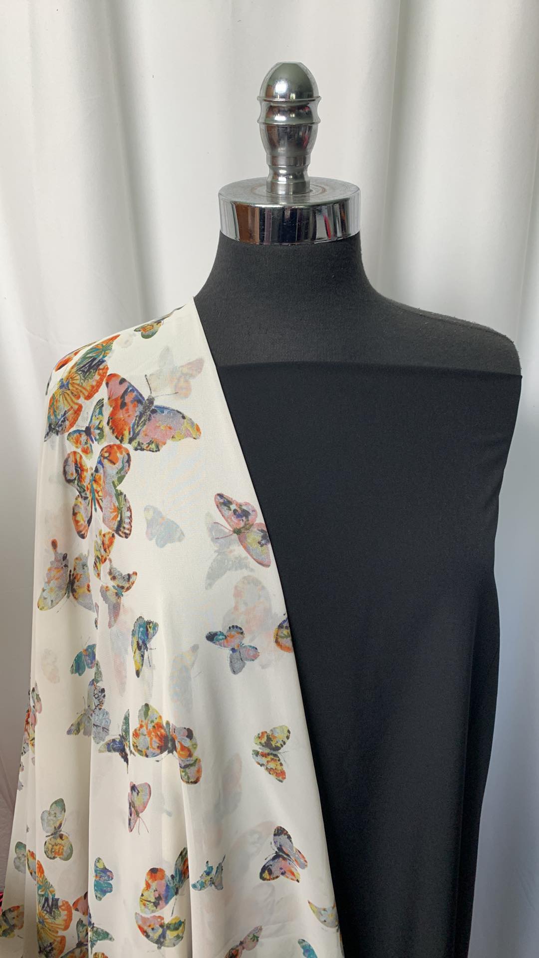 BUTTERFLY CHIFFON BUNDLE : 2YD Black Stretch Woven & 2YD Butterfly Chiffon : A1471