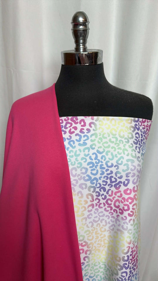 FUCHSIA/OMBRE LEOPARD BUNDLE : 2YD Fuchsia 67/33 C/P Sweatshirt Fleece & 2YD Ombre Leopard Single-Brushed PF : A29400