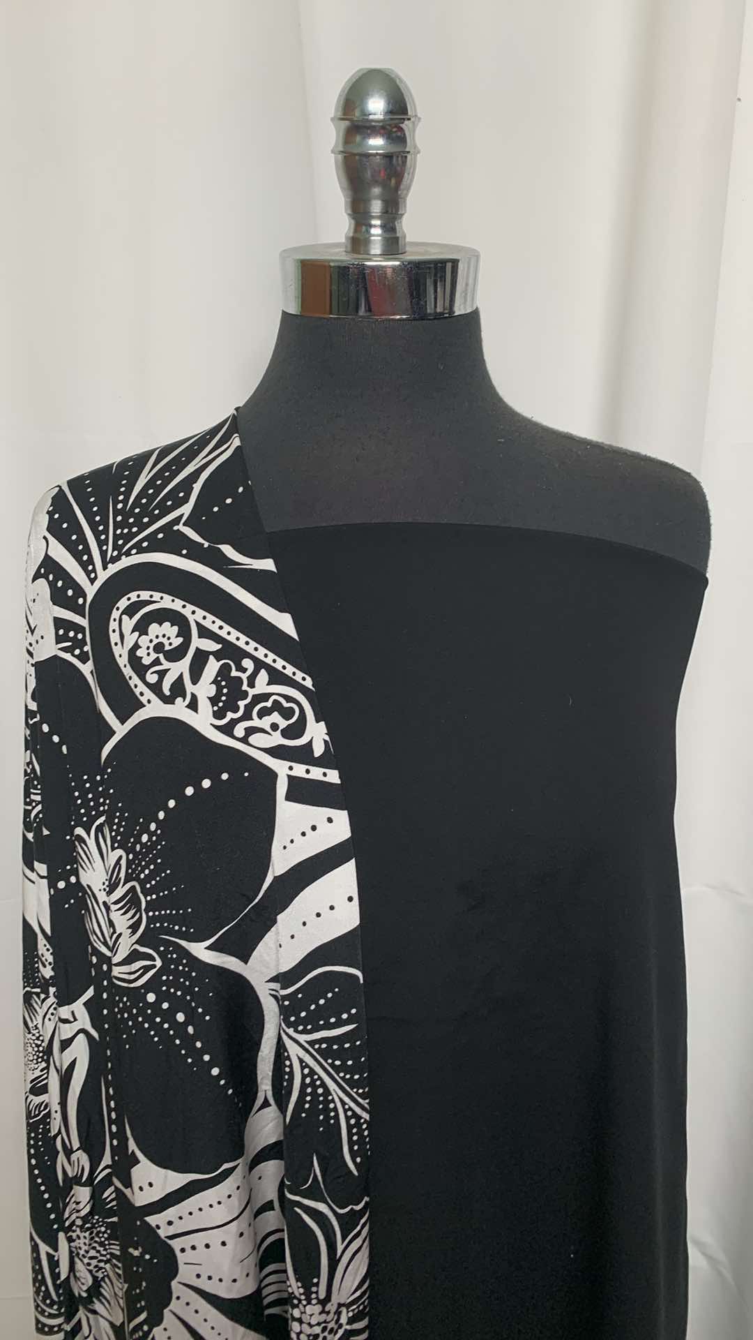 BLACK/WHITE FLORAL BUNDLE : 2YD Black/White Floral N/S & 2YD Black Japanese Ponte : A25862
