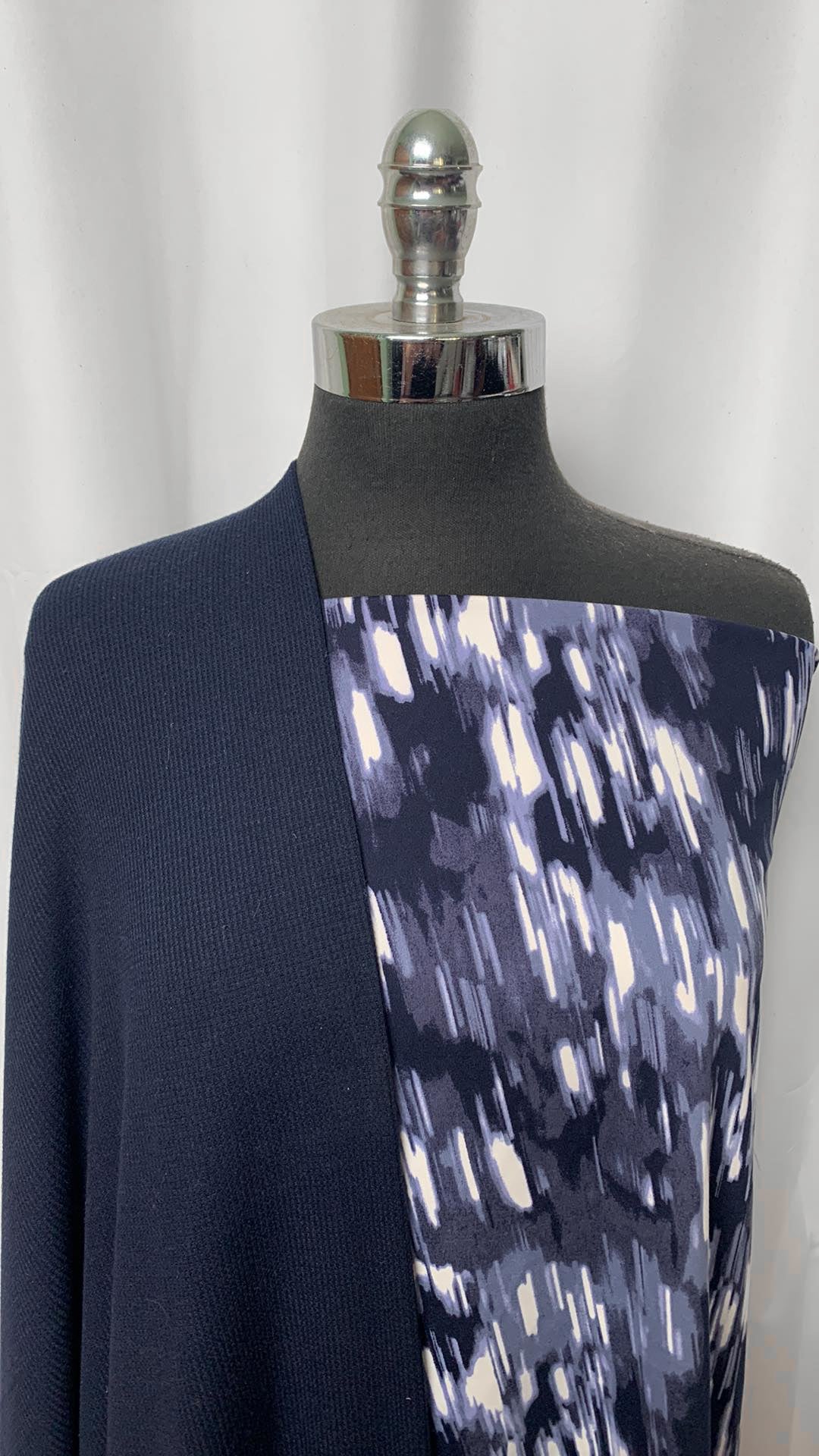 NAVY/ABSTRACT BUNDLE : 1+YD Blue Abstract Yoga PF & 2YD Navy Modal Thermal : A2074