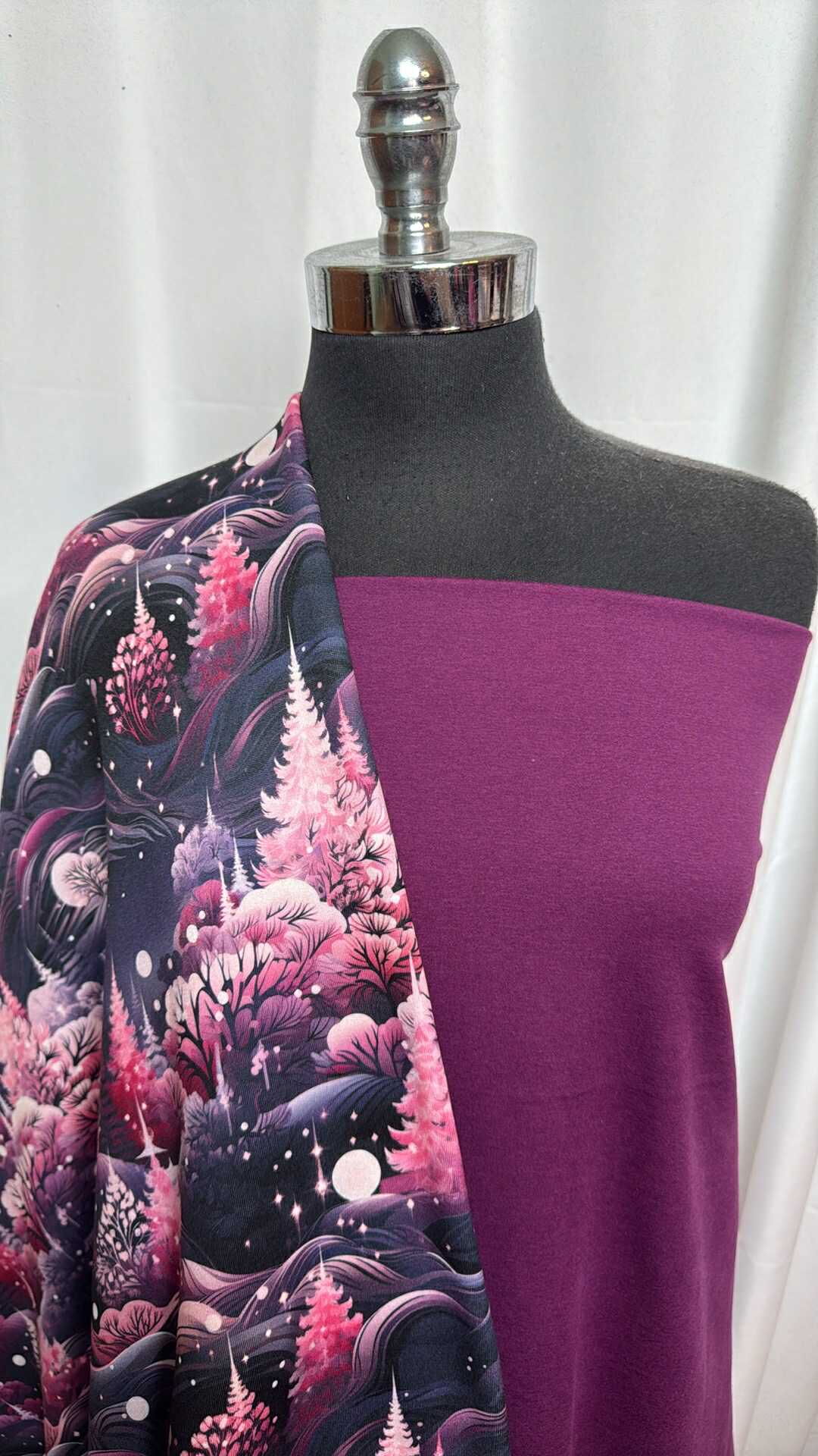 EGGPLANT/NIGHT PAISLEY BUNDLE : 2YD Eggplant Peached PF & 3YD Night Paisley P/S Fleece : A28200