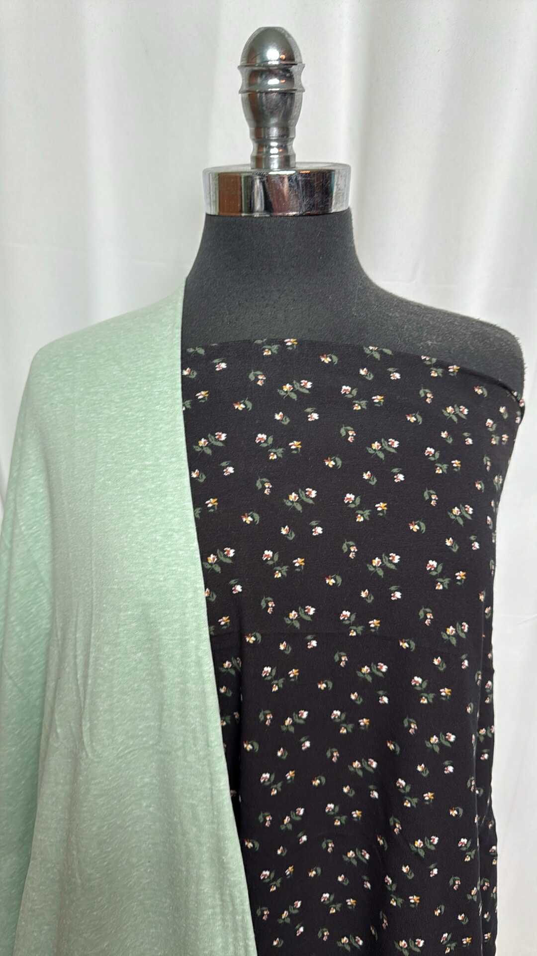 TRIBLEND/DITSY FLORAL BUNDLE : 4YD Ditsy Floral C/S & 2.5YD Triblend FT : A29266