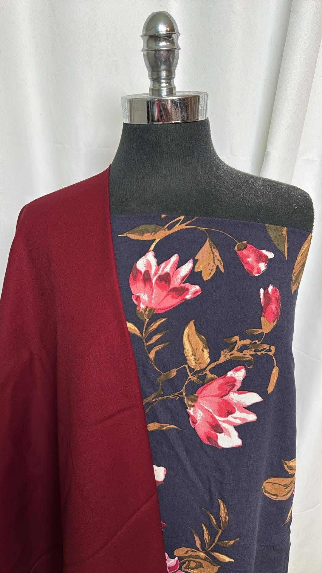 NAVY FLORAL/TWILL BUNDLE : 2YD Navy Floral Rayon Challis & 2YD Stretch Twill : A30477