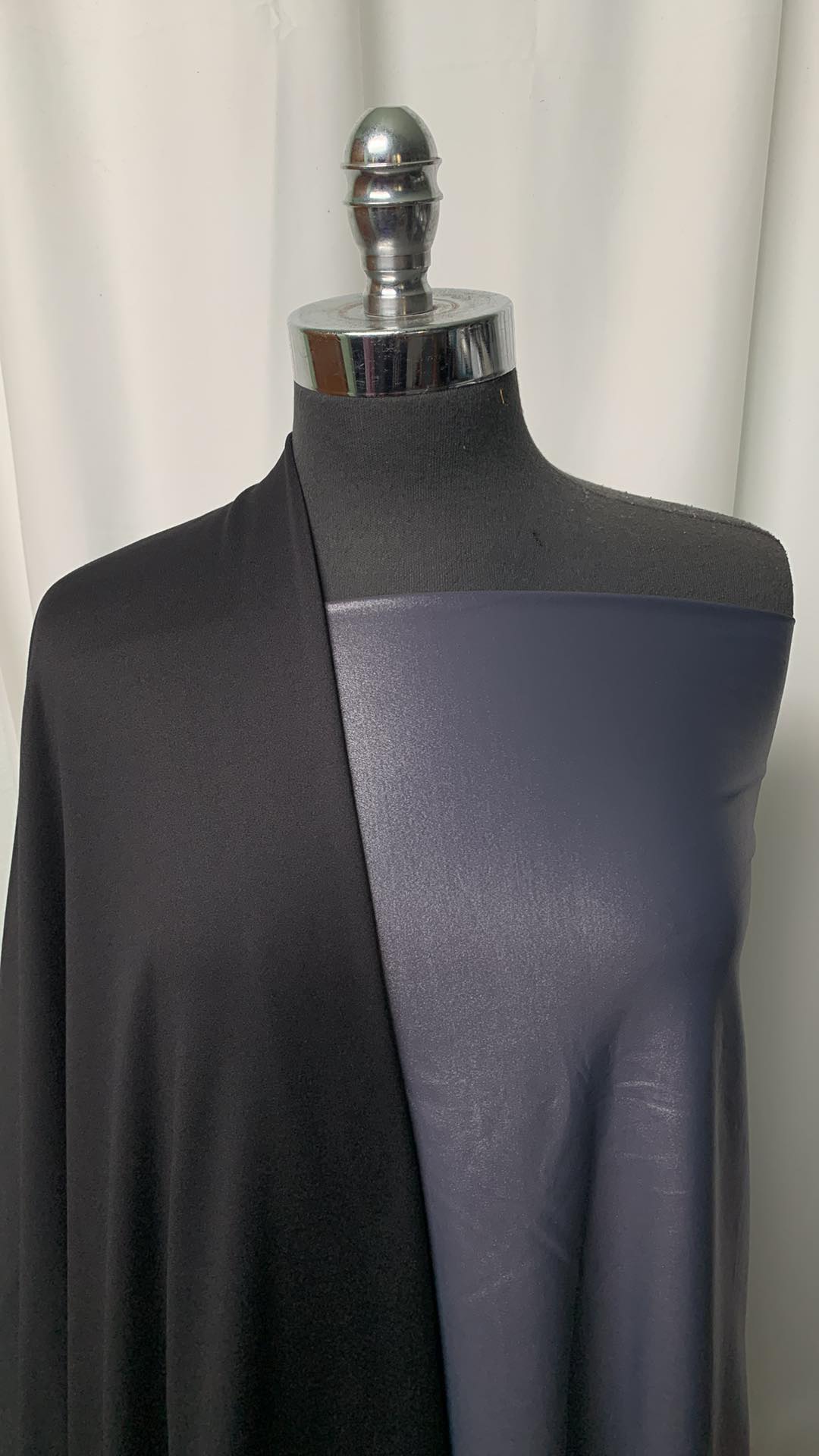 "WET-LOOK' BUNDLE : 2YD Charcoal 'Wet-Look' PF & 2YD Black Poly Sweatshirt Fleece : A1749
