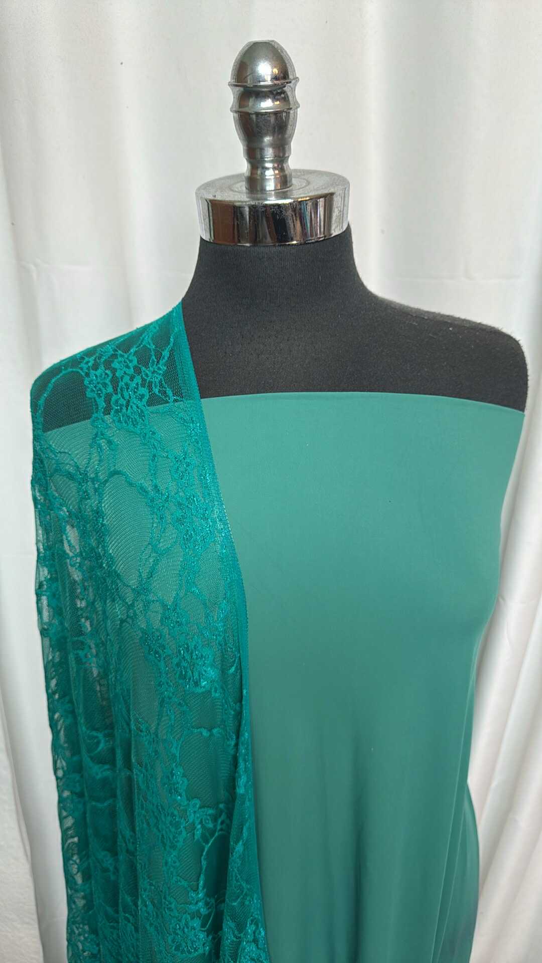 GREEN LACE BUNDLE : 2YD Green N/S Swim Lining & 2YD Stretch Lace : A27930