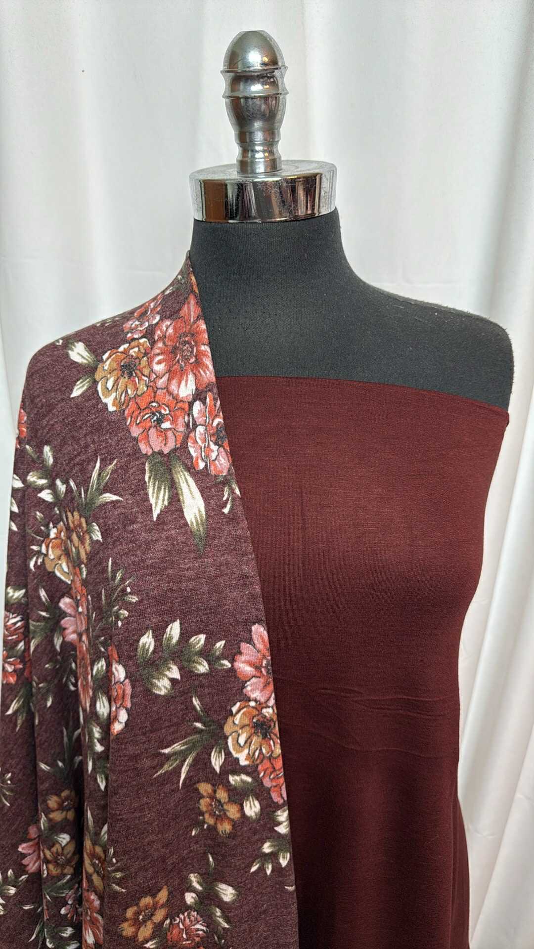 BURGUNDY FLORAL BUNDLE : 2YD Solid PRS FT & 2YD Burgundy Floral Brushed Hacci SK : A27888