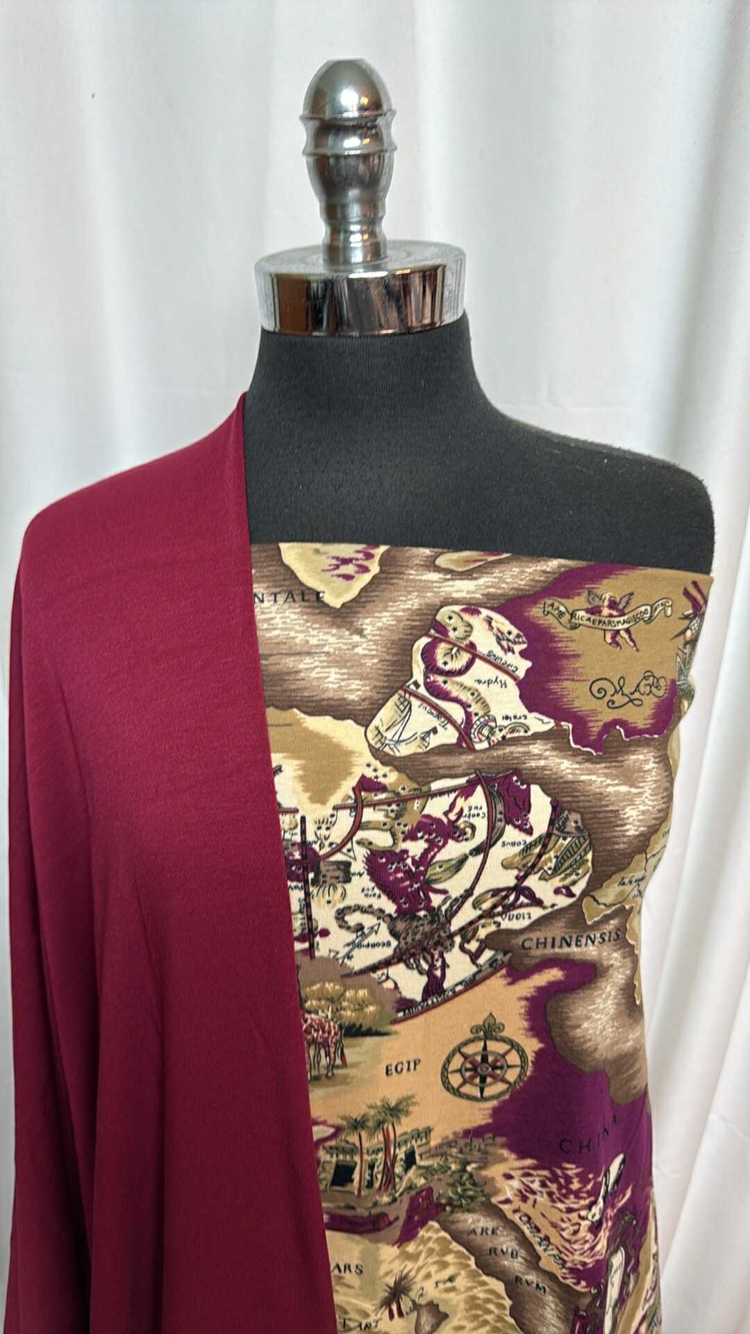 BURGUNDY/MAPS BUNDLE : 2YD Maps C/S & 2YD Burgundy Sherpa : A27893