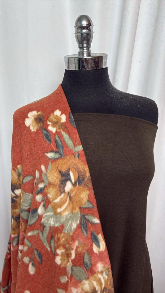 DARK GREEN/FLORAL BUNDLE : 2YD Dark Green R/S & 2YD Floral Extra-Brushed Hacci SK : A31024