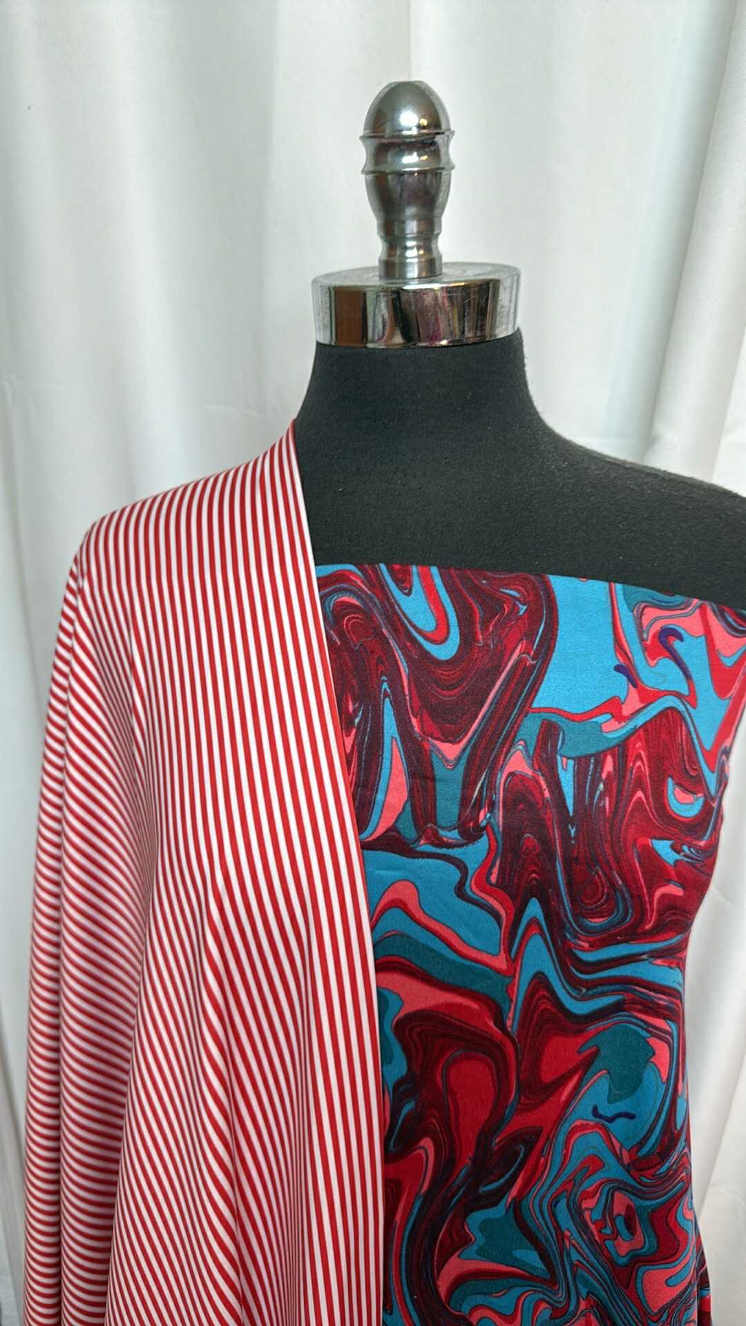 RED STRIPE/SWIRL BUNDLE : 2YD Swirl DBP & 2YD Red Stripe N/S : A27581
