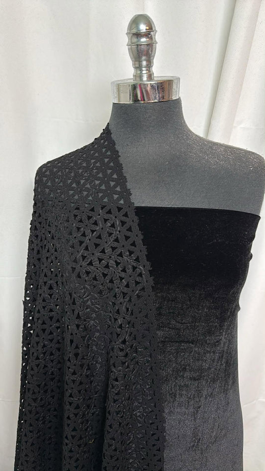 BLACK/LASER CUT BUNDLE : 2YD Laser Cut Embossed Liverpool & 2YD Black Stretch Velvet : A30490
