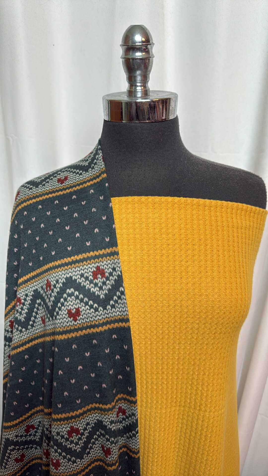 MUSTARD/STRIPED SWEATER BUNDLE : 2YD Striped Brushed Hacci SK & 1.5YD Mustard Brushed Waffle : A28189