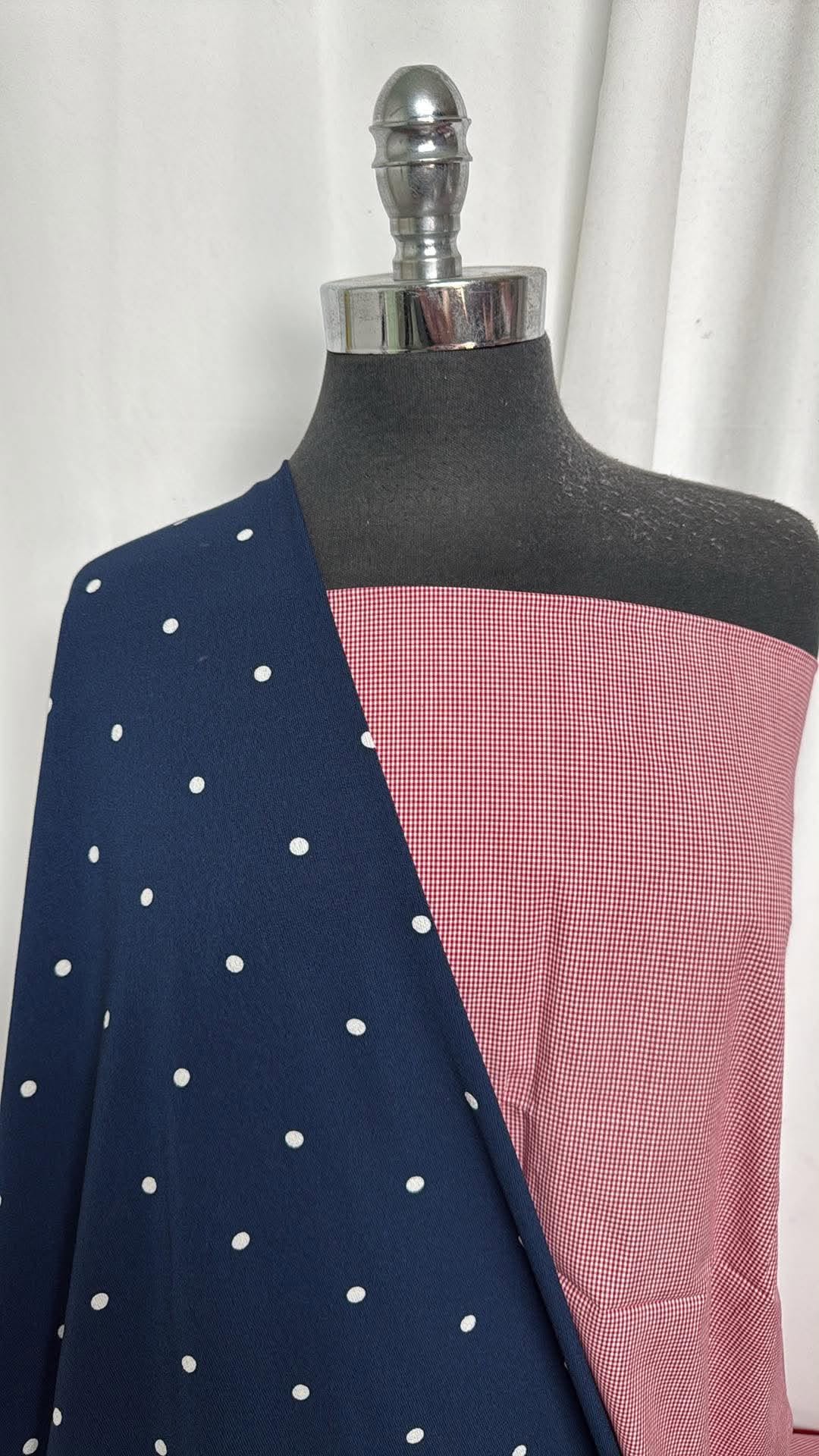 NAVY DOT/TINY CHECK BUNDLE : 2YD Tiny Check C/P Woven & 2.5YD Navy Dot Bubble Crepe : A30952