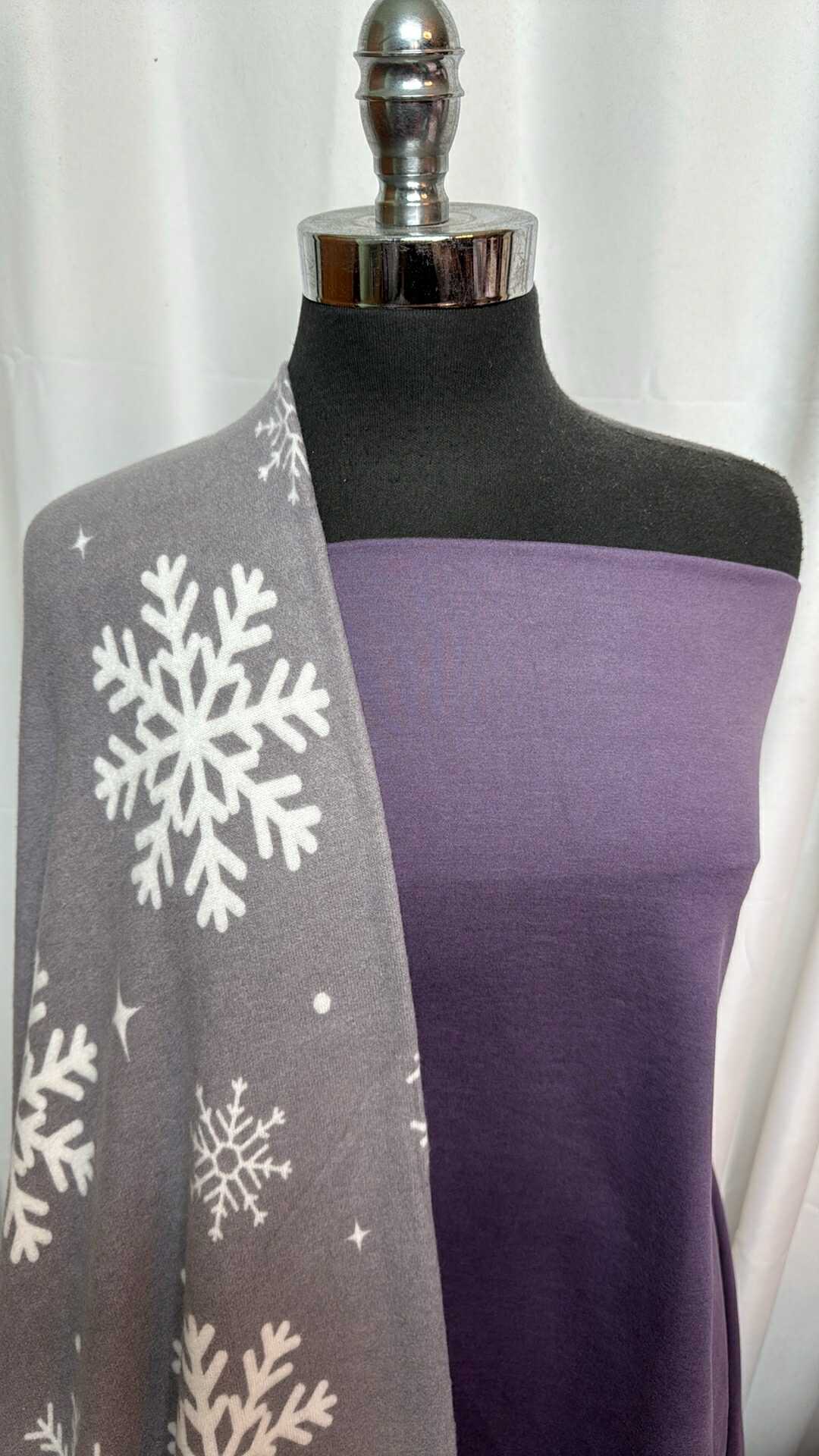 DUSTY PLUM/GREY SNOWFLAKE BUNDLE : 1YD Dusty Plum Peached PF & 2YD Grey Snowflake Brushed Hacci SK : A28165