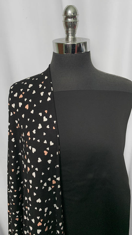 BLACK/HEARTS BUNDLE : 2YD Tossed Hearts R/S & 2YD Black Stretch Twill : A2451