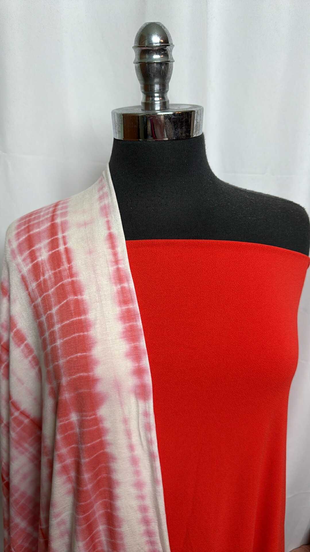 ORANGE/TIE DYE BUNDLE : 2.5YD Orange P/S Crepe Jersey & 1.5YD Tie Dye R/S : A28919