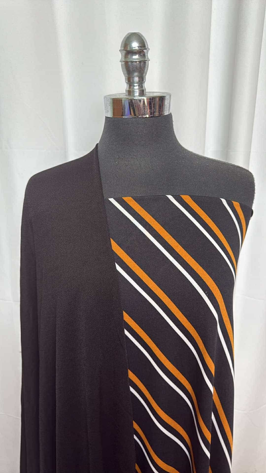 BLACK/GOLD DIAGONAL BUNDLE : 2YD Black/Gold Diagonal ITY & 2YD Black Crepe Scuba : A27010