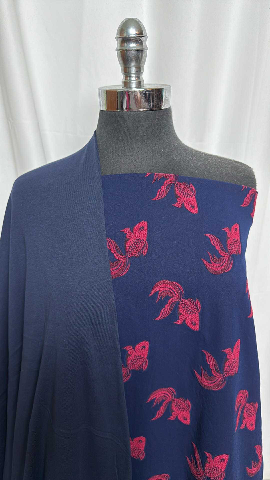 NAVY/RED FISH BUNDLE : 1YD Navy/Red Fish Stretch Woven & 2YD Navy Combed Cotton Rib : A29195