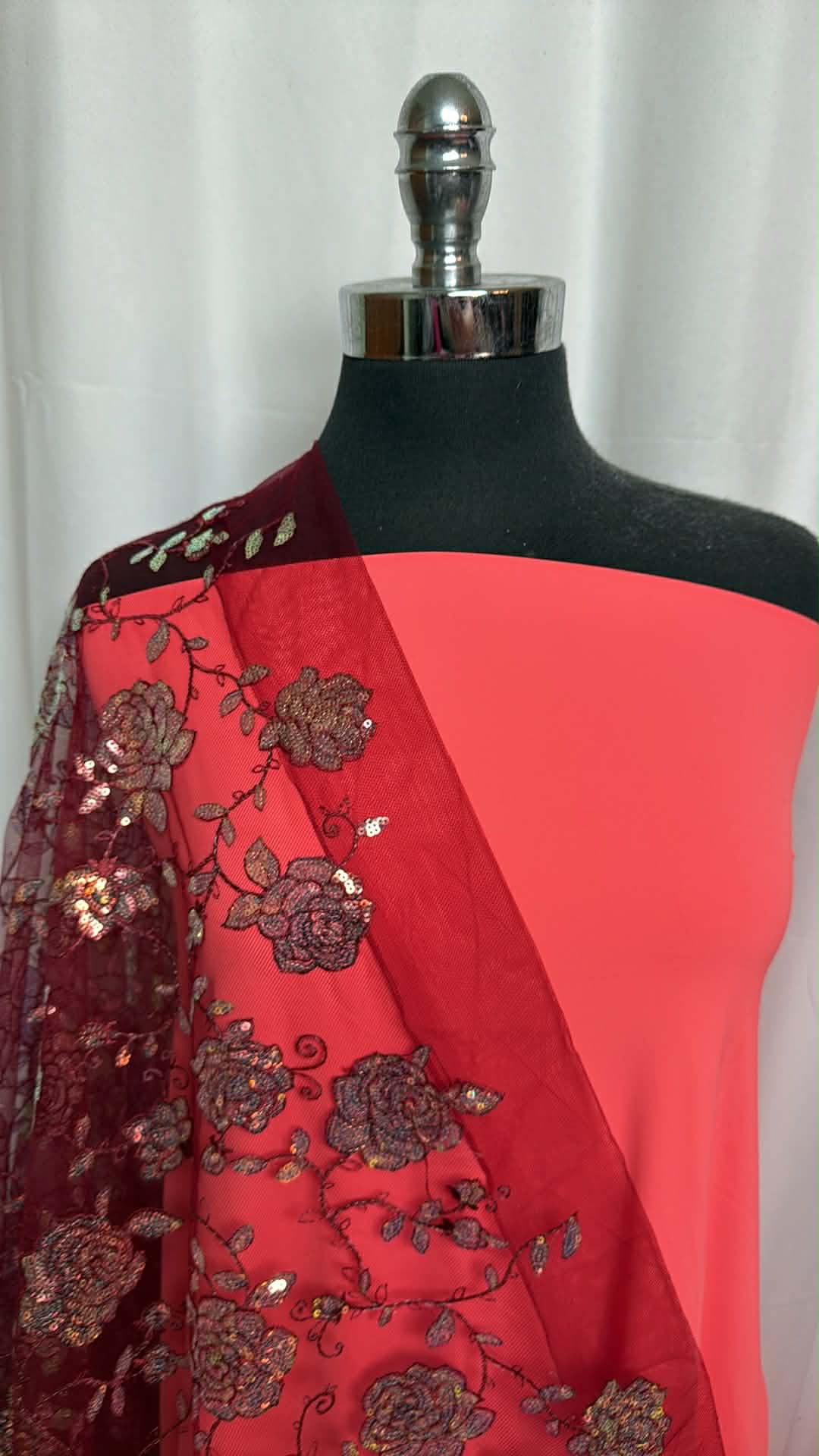 SEQUIN MESH/LINING BUNDLE : 2YD Mesh w/Sequins & 2YD N/S Lining : A29469