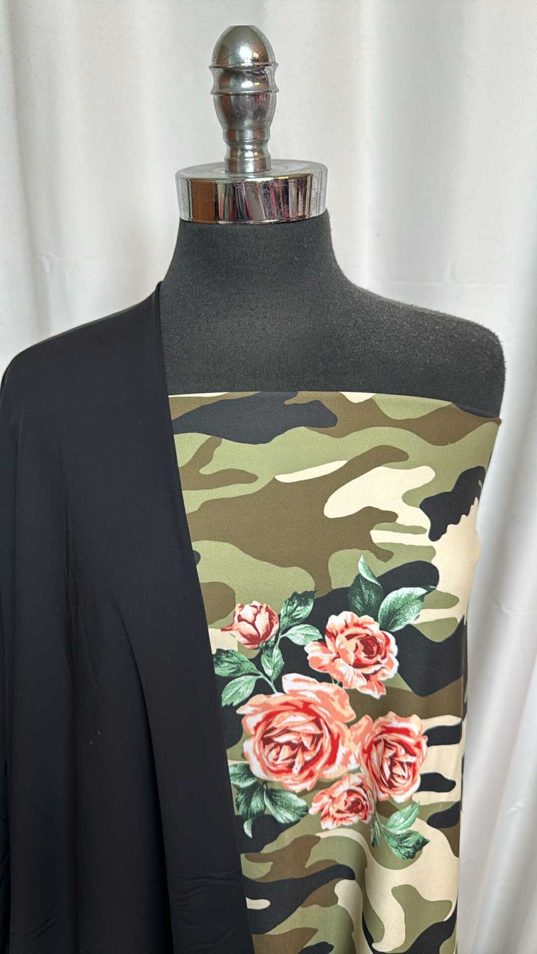 BLACK/CAMO FLORAL BUNDLE : 2YD Camo Floral Single-Brushed PF & 2YD Black N/S : A28456