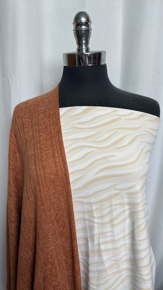 ANIMAL/CABLE BUNDLE : 2YD Animal Stripe Jacquard PF & 2YD Cable Oakley SK : A29623