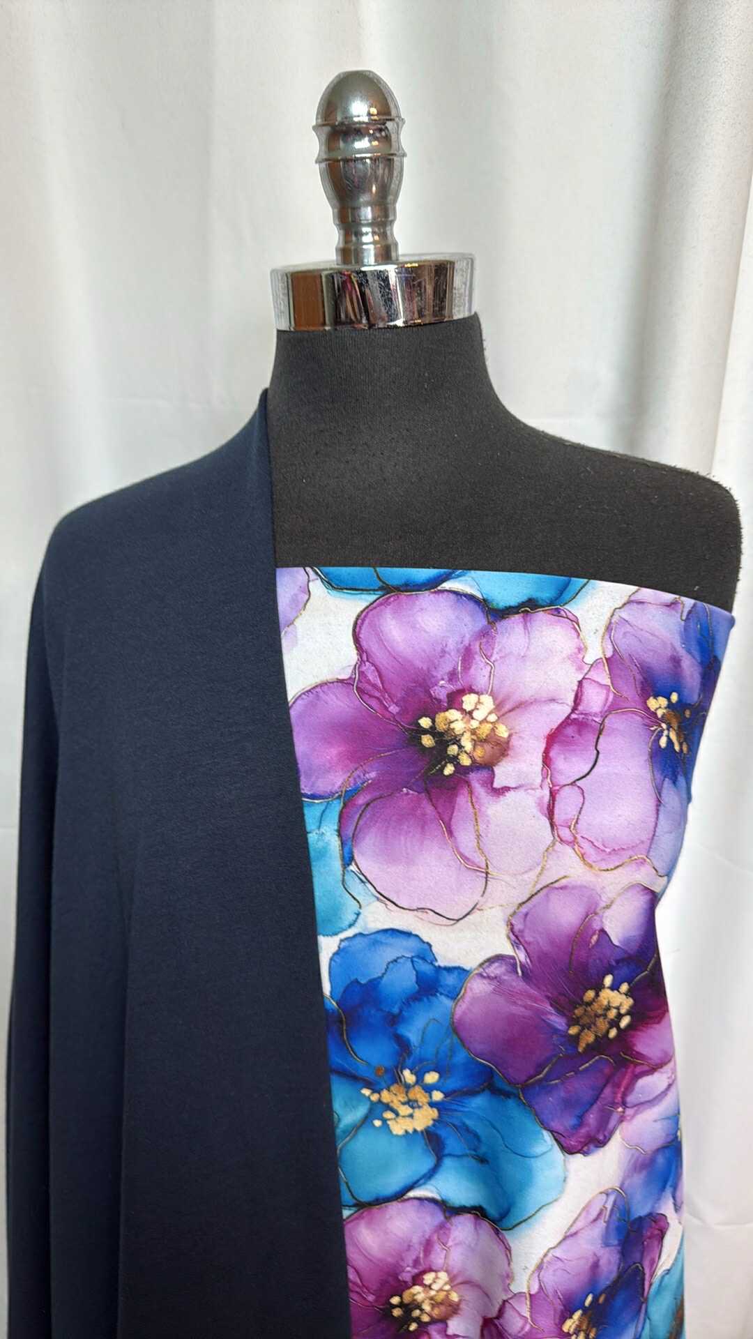NAVY/VIOLET WATERCOLOR BUNDLE : 27" Cut of Violet Watercolor Single-Brushed PF &2YD Navy C/M FT : A28763