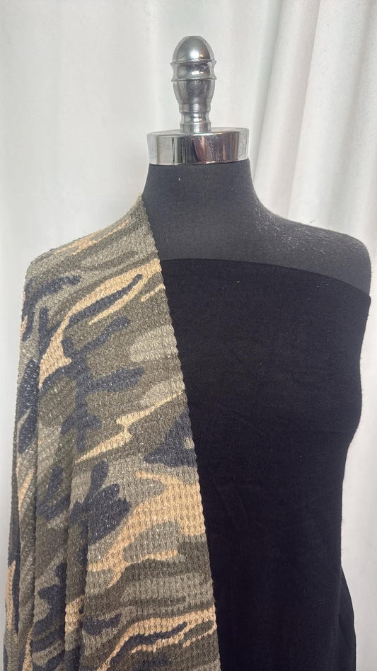 BLACK/CAMO PUCKER BUNDLE : 2YD Camo Pucker Waffle & 1+YD Black Extra Brushed FT : A30887