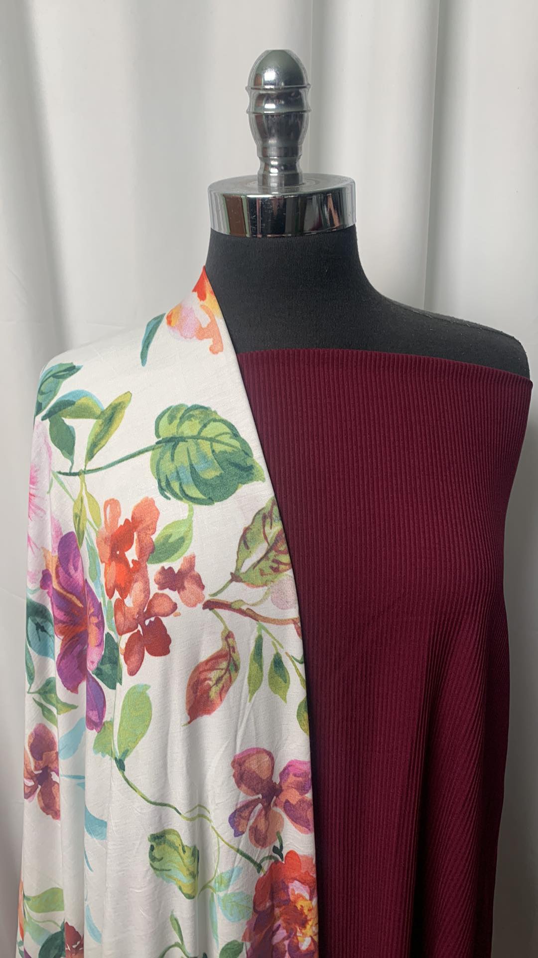 BURGUNDY/MULTI FLORAL BUNDLE : 2YD Burgundy Heavy C/S Rib & 2YD Floral Modal/Spandex : A24990