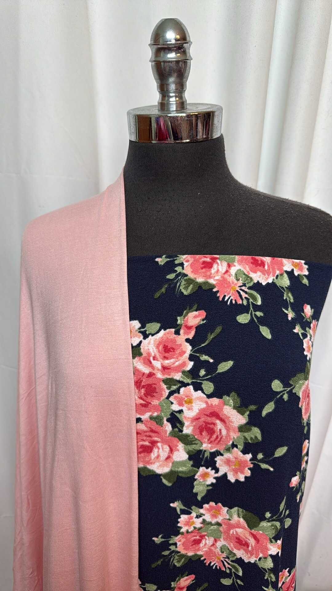 PINK/NAVY FLORAL BUNDLE : 2YD Pink/Navy Floral Crepe Poly Woven & 2YD Pink R/S : A27709