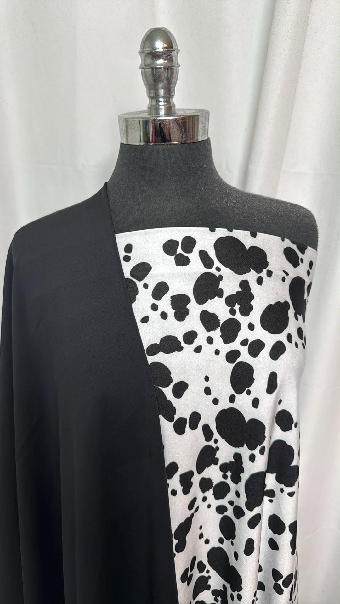 BLACK/WHITE COW BUNDLE : 1YD Cow Yoga PF & 1YD Black Yoga PF : A30665