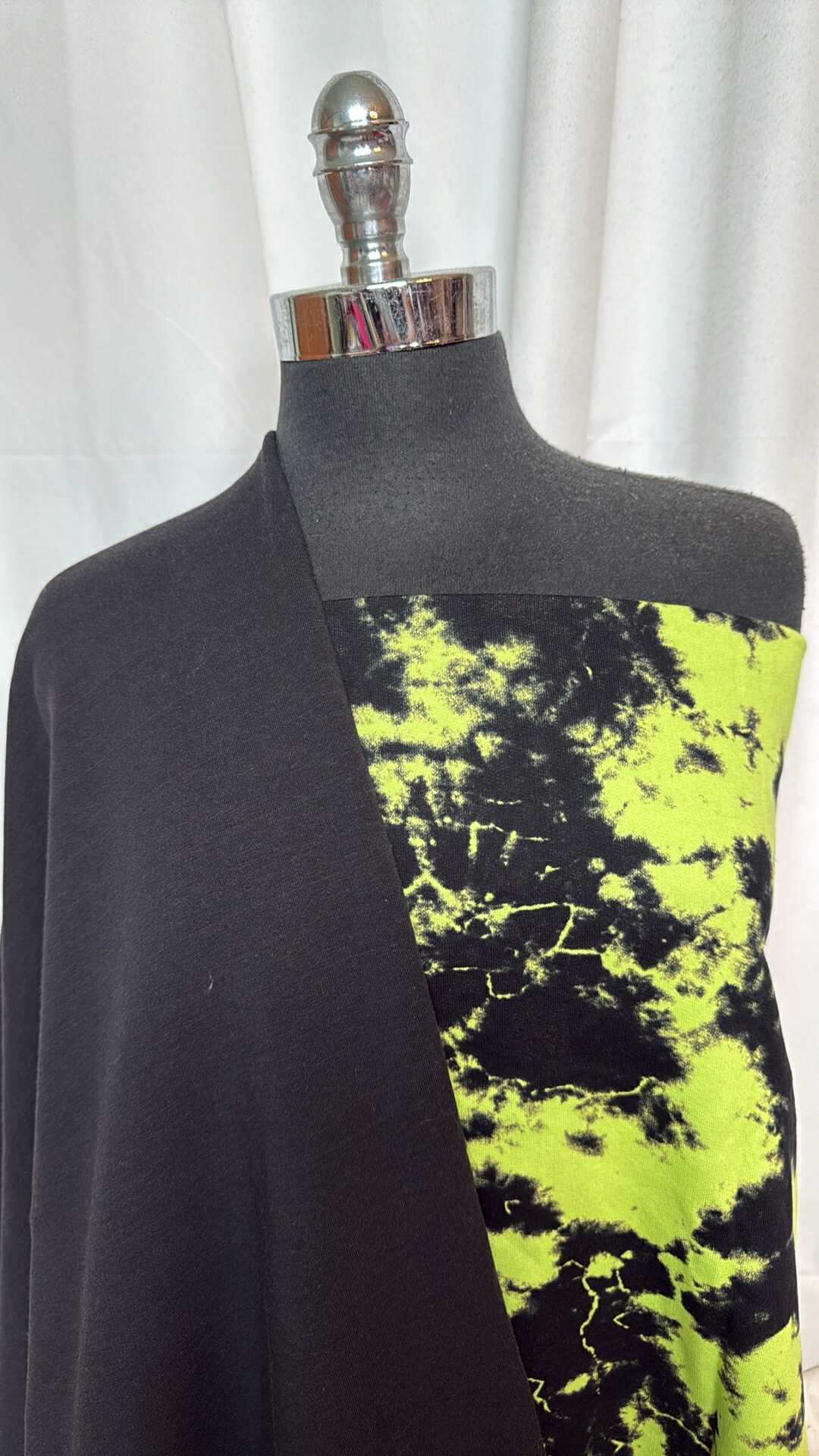 NEON/BLACK TIE DYE BUNDLE : 2YD Neon/Black Tie Dye Brushed Cotton FT & 2YD Black Heavy Brushed C/S FT : A28865