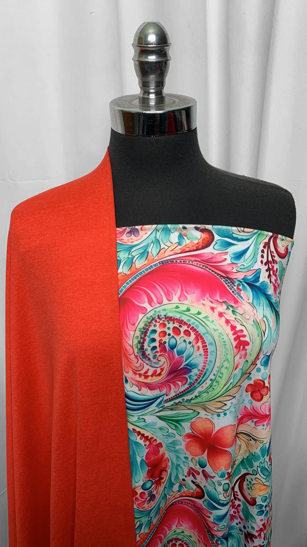 ORANGE/DAY PAILSEY BUNDLE : 1YD Orange Featherweight PF & 2YD Day Paisley P/S PF : A25471