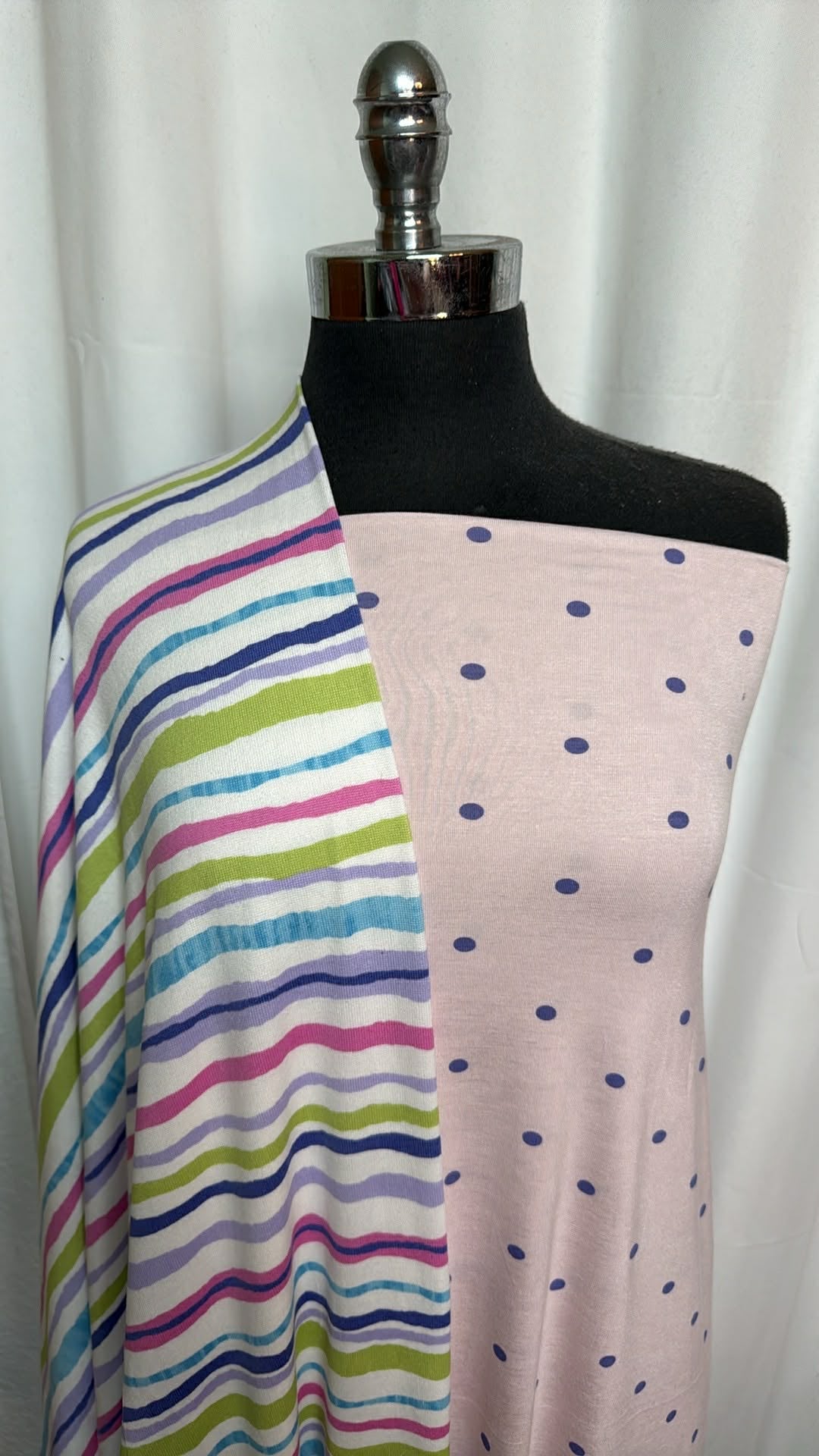 DOTS & STRIPES BUNDLE : 2YD Dots Bamboo & 2YD Stripes Oakley SK : A29385