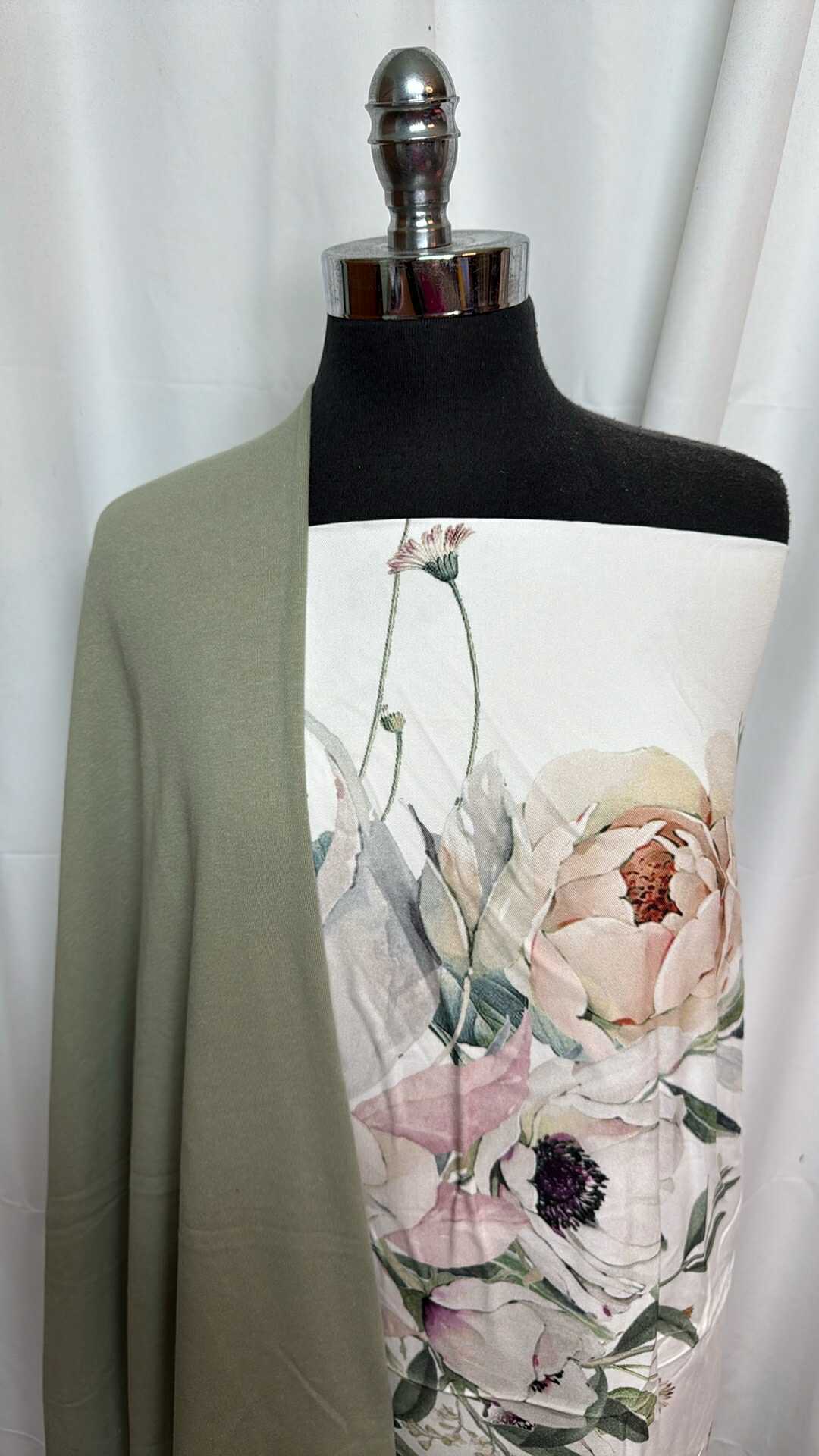 SAGE/IVORY FLORAL BUNDLE : 3.5YD Ivory Floral Rayon Woven & 2YD Sage C/P FT : A27528