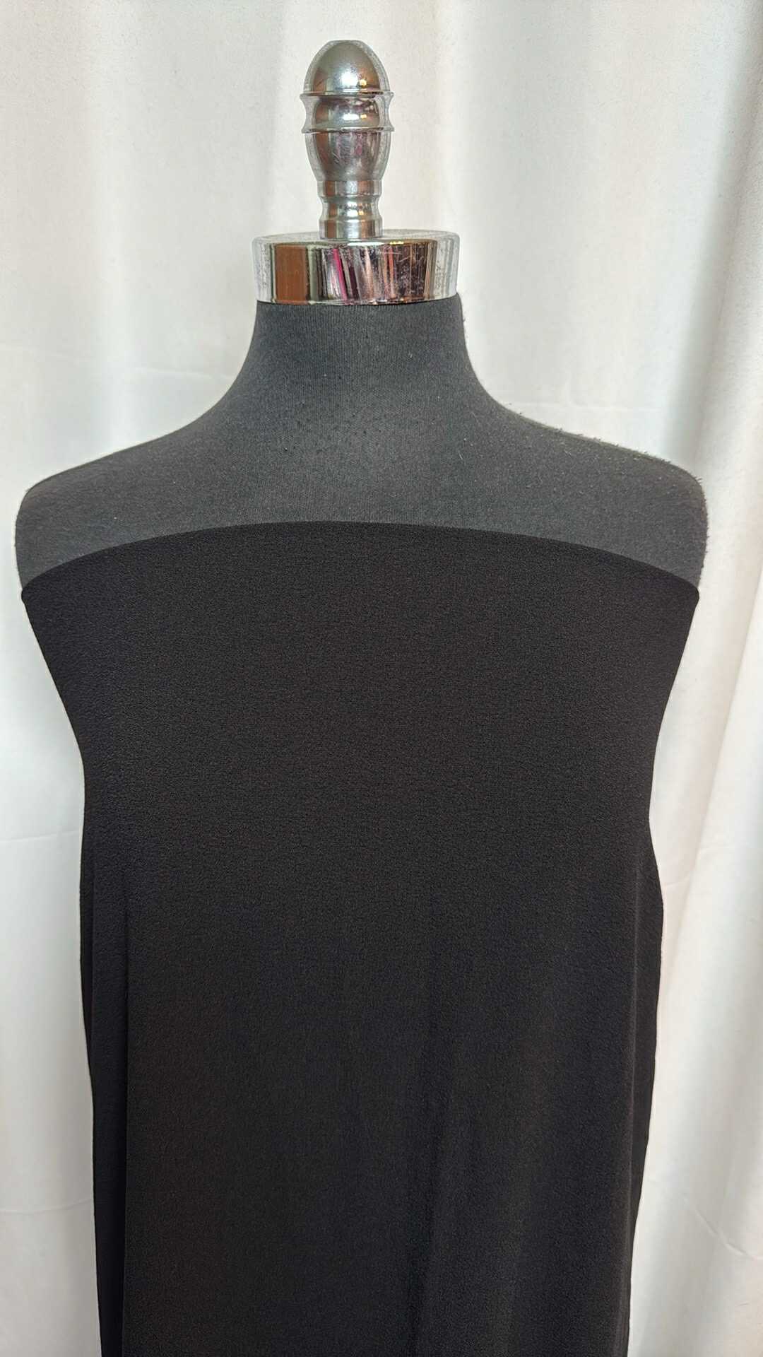 Black - Bubble Crepe - 2 Yard Cut