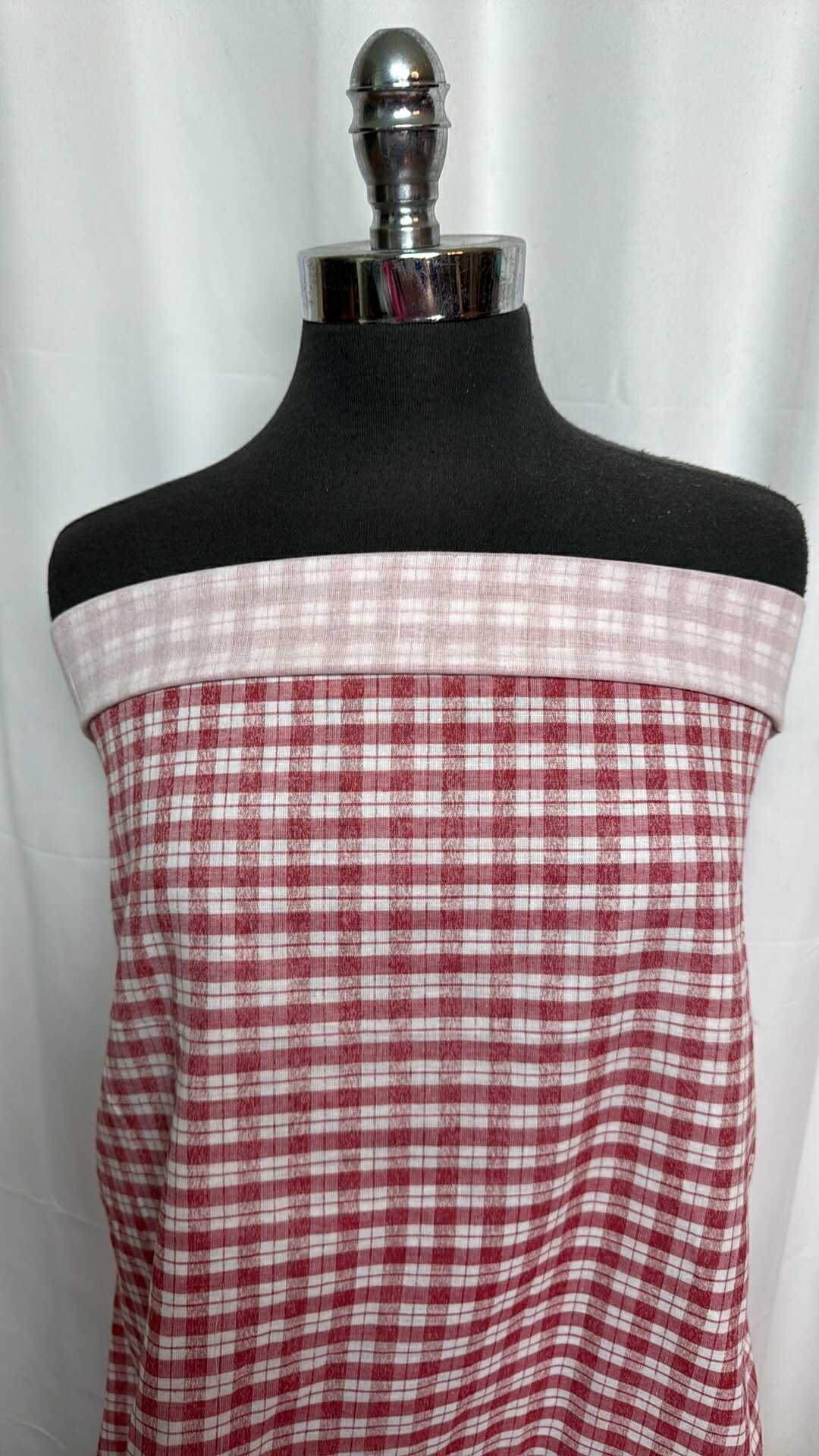 Red/Ivory Small Plaid - Double-Gauze 100% Cotton Woven (60" Wide) - 2 Yard Cut