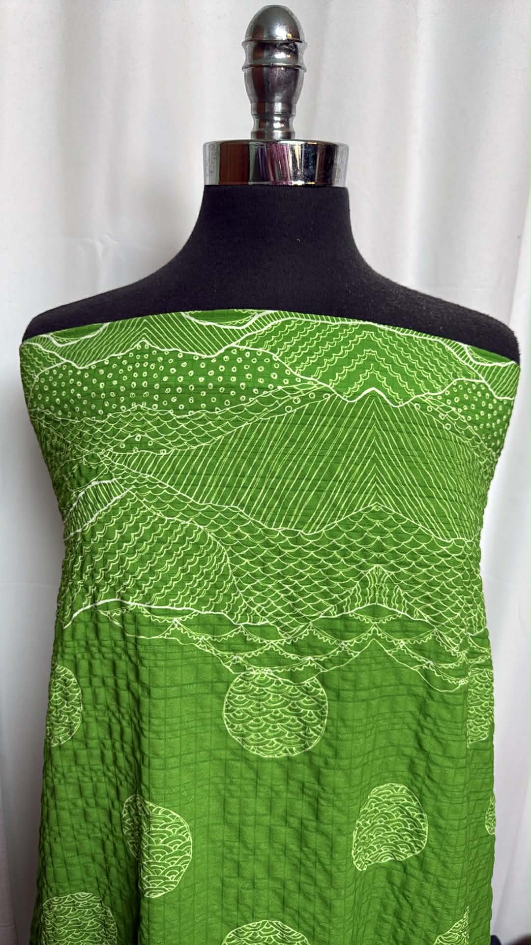 Green Double-Border - Textured Poly Woven - 3 Yard Cut