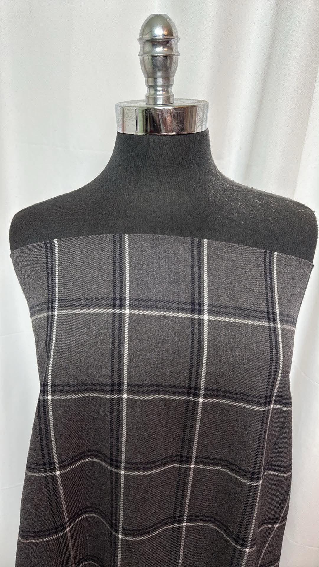 Grey/Navy Plaid - Flannel - 2 Yard Cut