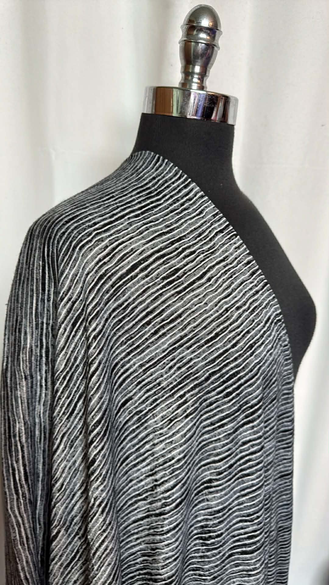Charcoal - Light-Weight Sweater Knit - 2 Yard Cut