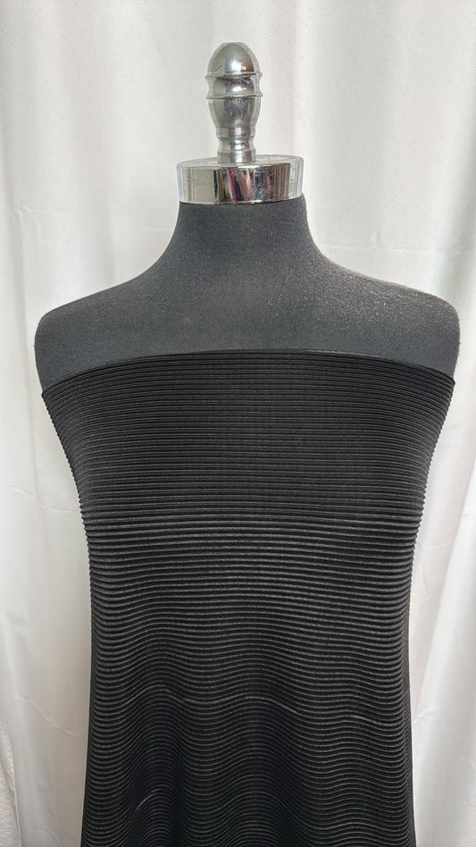 Black - Pleated Woven #2 - 2 Yard Cut