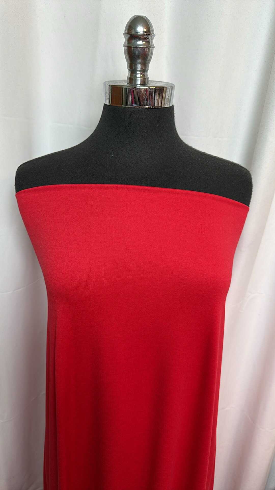 Red - Featherweight Performance - 2 Yard Cut