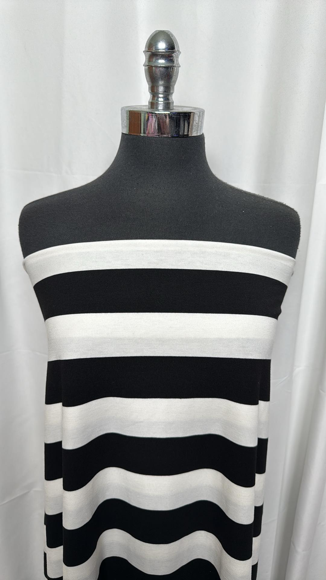 Black/White Stripes - Yarn-Dyed Poly/Cotton/Spandex - 2 Yard Cut