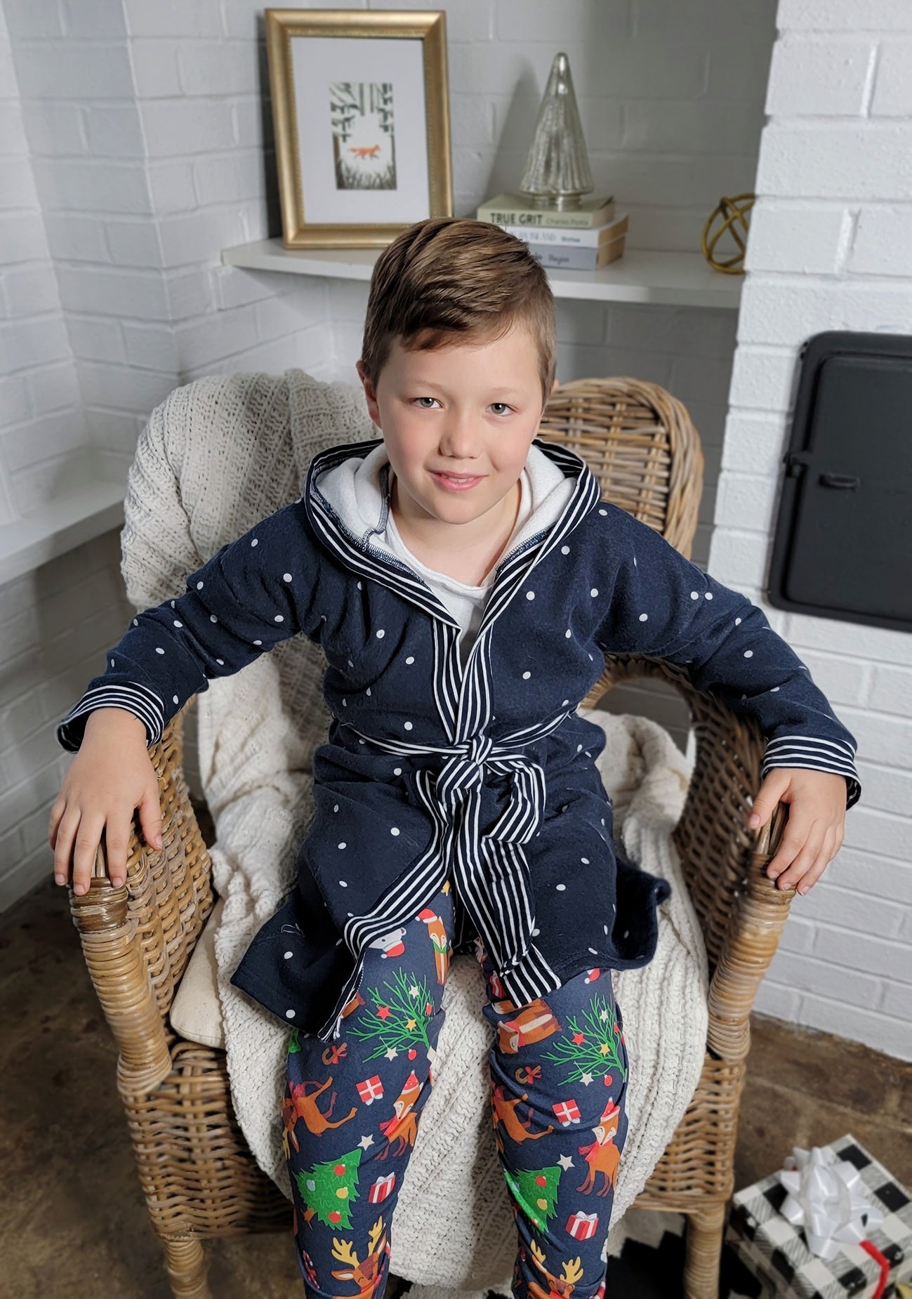 The Reading Robe Kid's Reading Robe – Amandasbundles.com